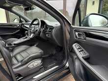 Porsche Macan T V6 S 