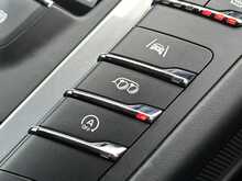 Porsche Macan T V6 S 