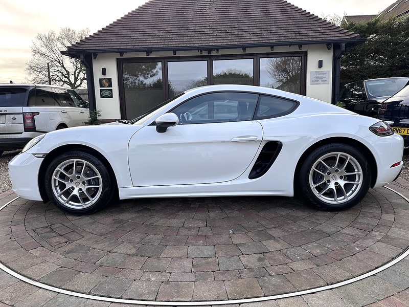 Porsche 718 Cayman T - U239