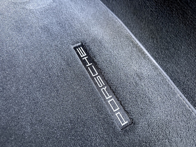 Porsche 718 Cayman T - U239