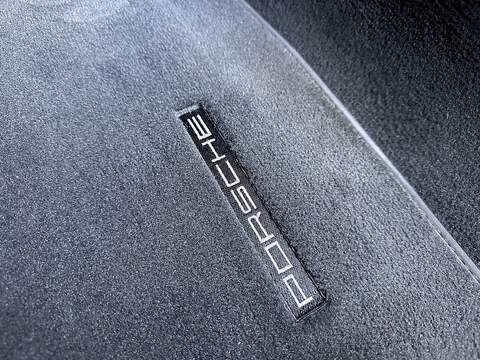 Porsche 718 Cayman T - U239
