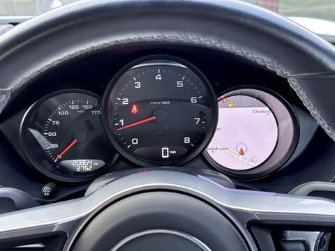 Porsche 718 Cayman T - U239