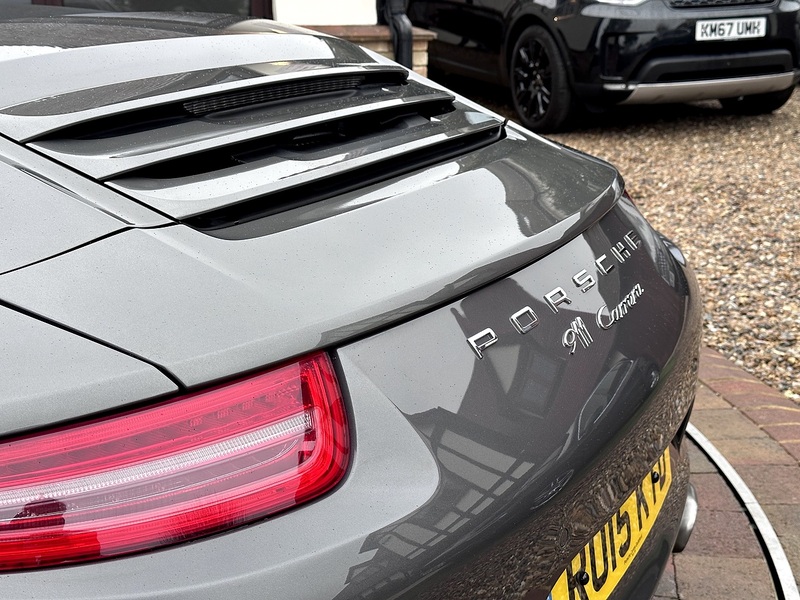 Porsche 911 991 Carrera - U244