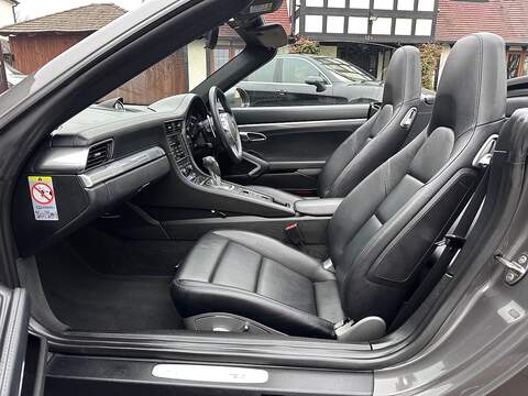 Porsche 911 991 Carrera - U244
