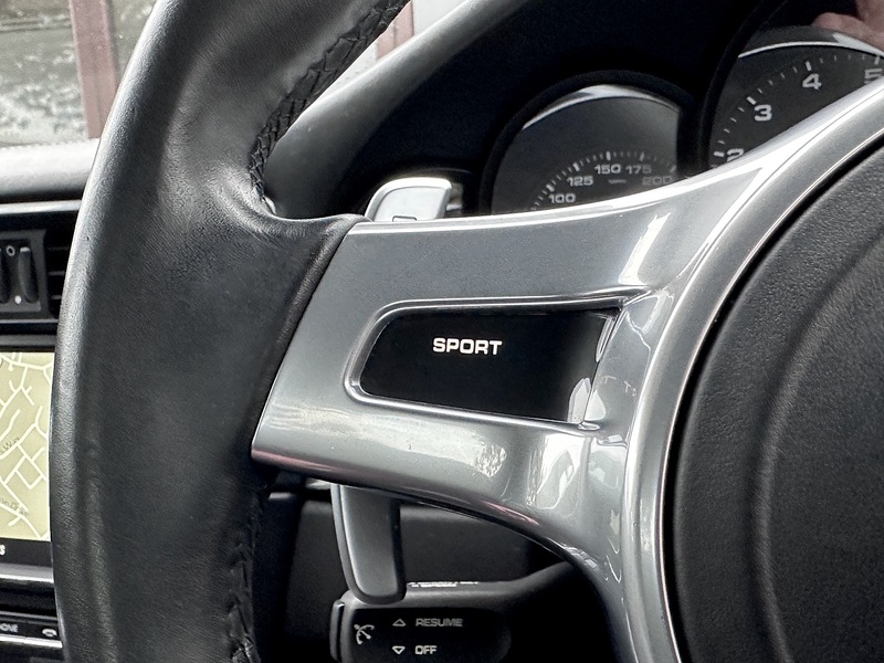 Porsche 911 991 Carrera - U244
