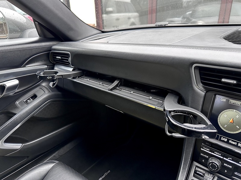 Porsche 911 991 Carrera - U244