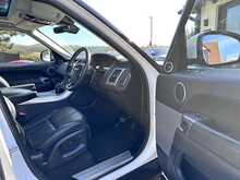 Land Rover Range Rover Sport SD V6 HSE 