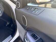 Land Rover Range Rover Sport SD V6 HSE 