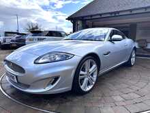 Jaguar XK V8 Portfolio 