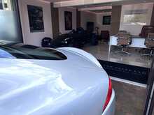 Jaguar XK V8 Portfolio 