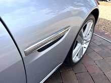 Jaguar XK V8 Portfolio 