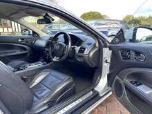 Jaguar XK V8 Portfolio 