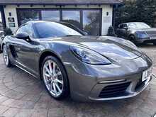 Porsche 718 Cayman T S 
