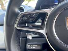 Porsche 718 Cayman T S 