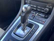 Porsche 718 Cayman T S 