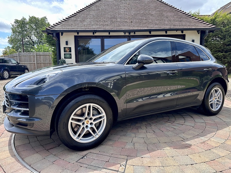 Porsche Macan T V6 S - U270
