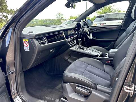 Porsche Macan T V6 S - U270