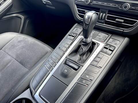 Porsche Macan T V6 S - U270