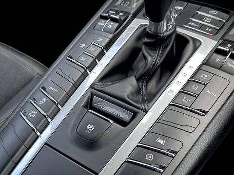 Porsche Macan T V6 S - U270