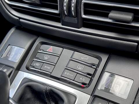 Porsche Macan T V6 S - U270