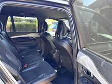 Volvo XC90 B5 MHEV R-Design 