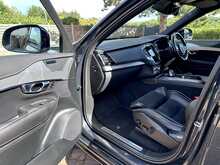 Volvo XC90 B5 MHEV R-Design 