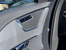 Volvo XC90 B5 MHEV R-Design 