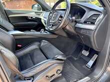 Volvo XC90 B5 MHEV R-Design 