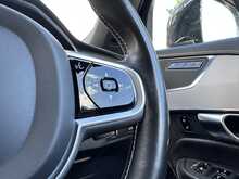 Volvo XC90 B5 MHEV R-Design 