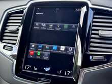 Volvo XC90 B5 MHEV R-Design 