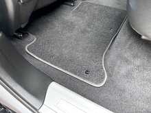 Land Rover Range Rover Sport SD V6 HSE 