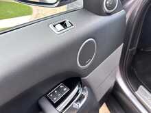 Land Rover Range Rover Sport SD V6 HSE 