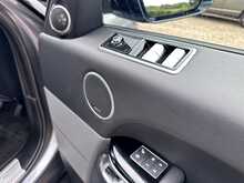 Land Rover Range Rover Sport SD V6 HSE 