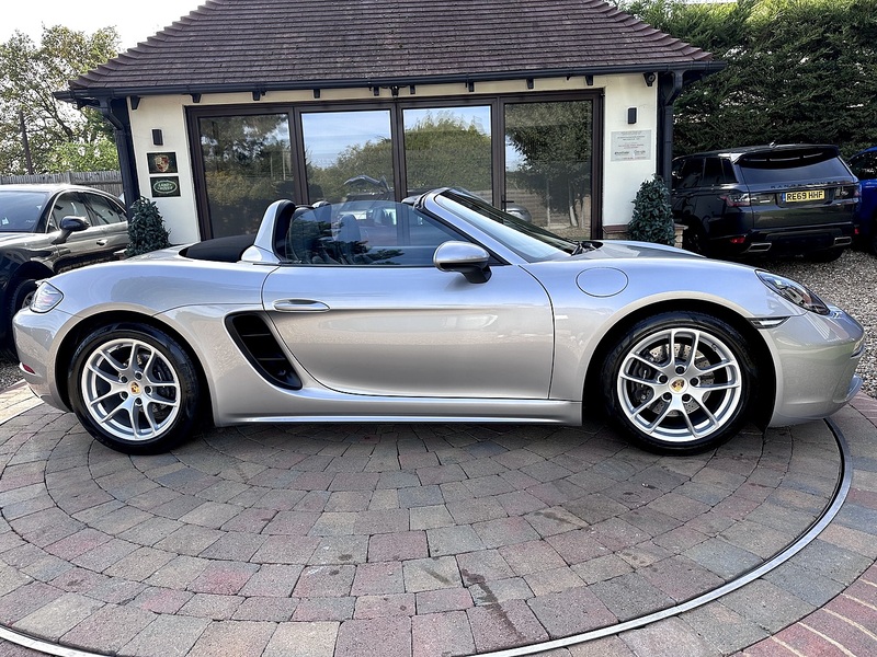 Porsche 718 Boxster, 2.0T Convertible 2dr Petrol PDK Euro 6 (s/s) (300 ps)