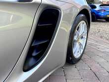 Porsche 718 Boxster T 