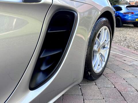 Porsche 718 Boxster T - U287