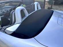 Porsche 718 Boxster T 