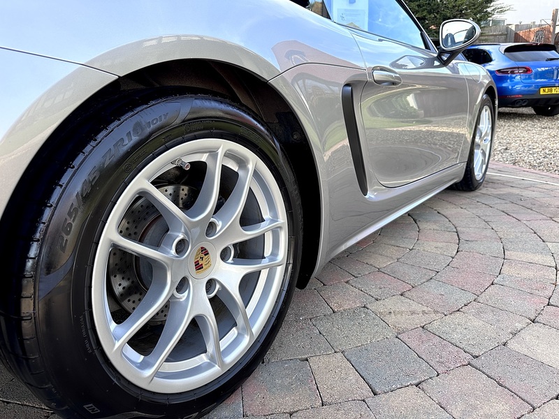 Porsche 718 Boxster T - U287