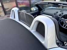 Porsche 718 Boxster T 