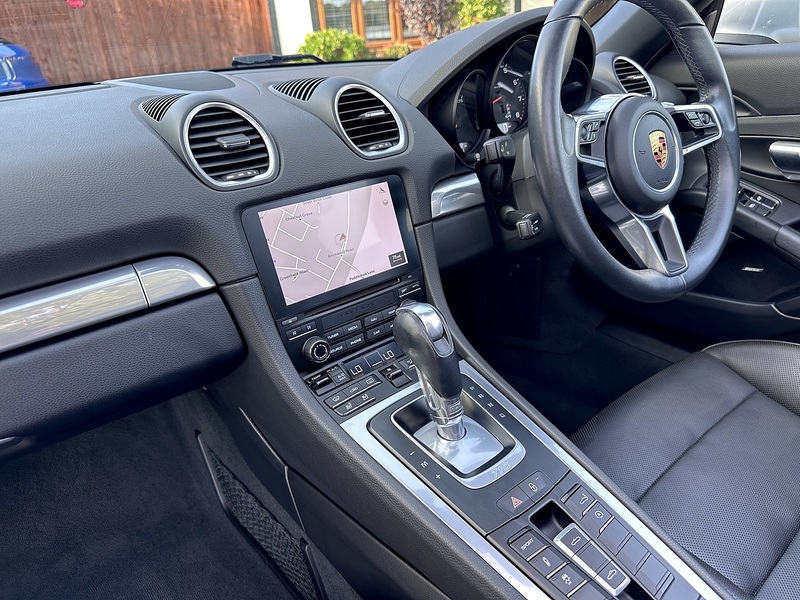 Porsche 718 Boxster T - U287