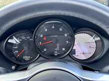 Porsche 718 Boxster T 