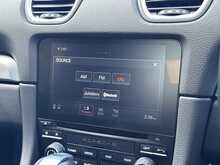 Porsche 718 Boxster T 