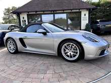 Porsche 718 Boxster T 