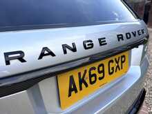 Land Rover Range Rover Sport P400 MHEV HST 