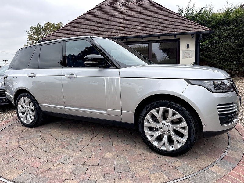 Land Rover Range Rover, 4.4 SD V8 Vogue SE SUV 5dr Diesel Auto 4WD Euro 6 (s/s) (339 ps)