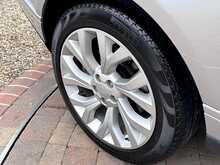 Land Rover Range Rover SD V8 Vogue SE 