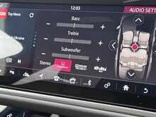 Land Rover Range Rover SD V8 Vogue SE 