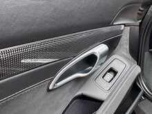 Porsche 718 Cayman T GTS 