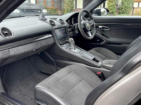 Porsche 718 Cayman T GTS - U295