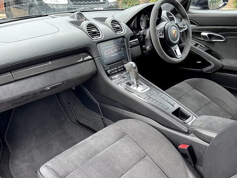 Porsche 718 Cayman T GTS - U295